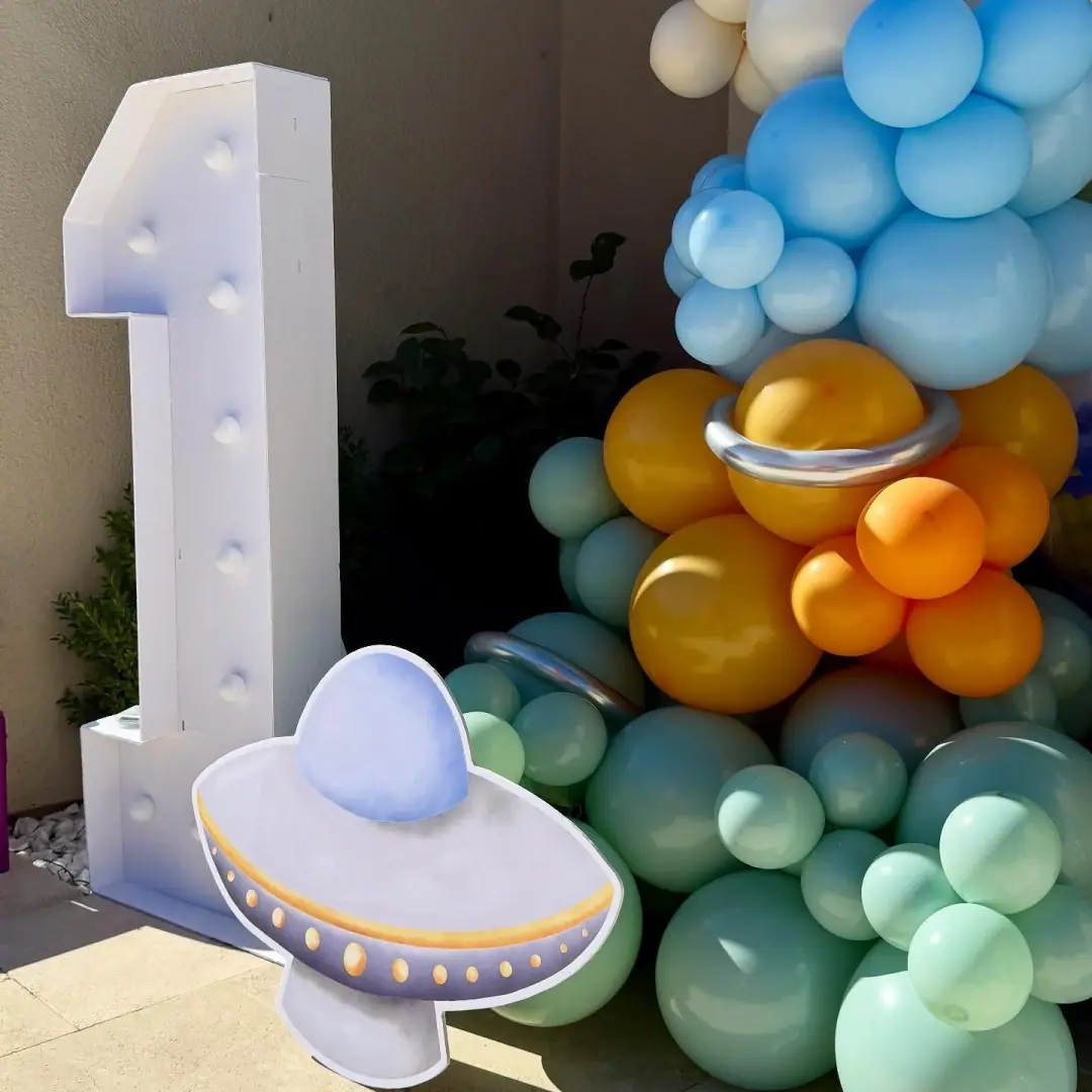 Organic + Florals — Balloon Garlands by Balloon Bay