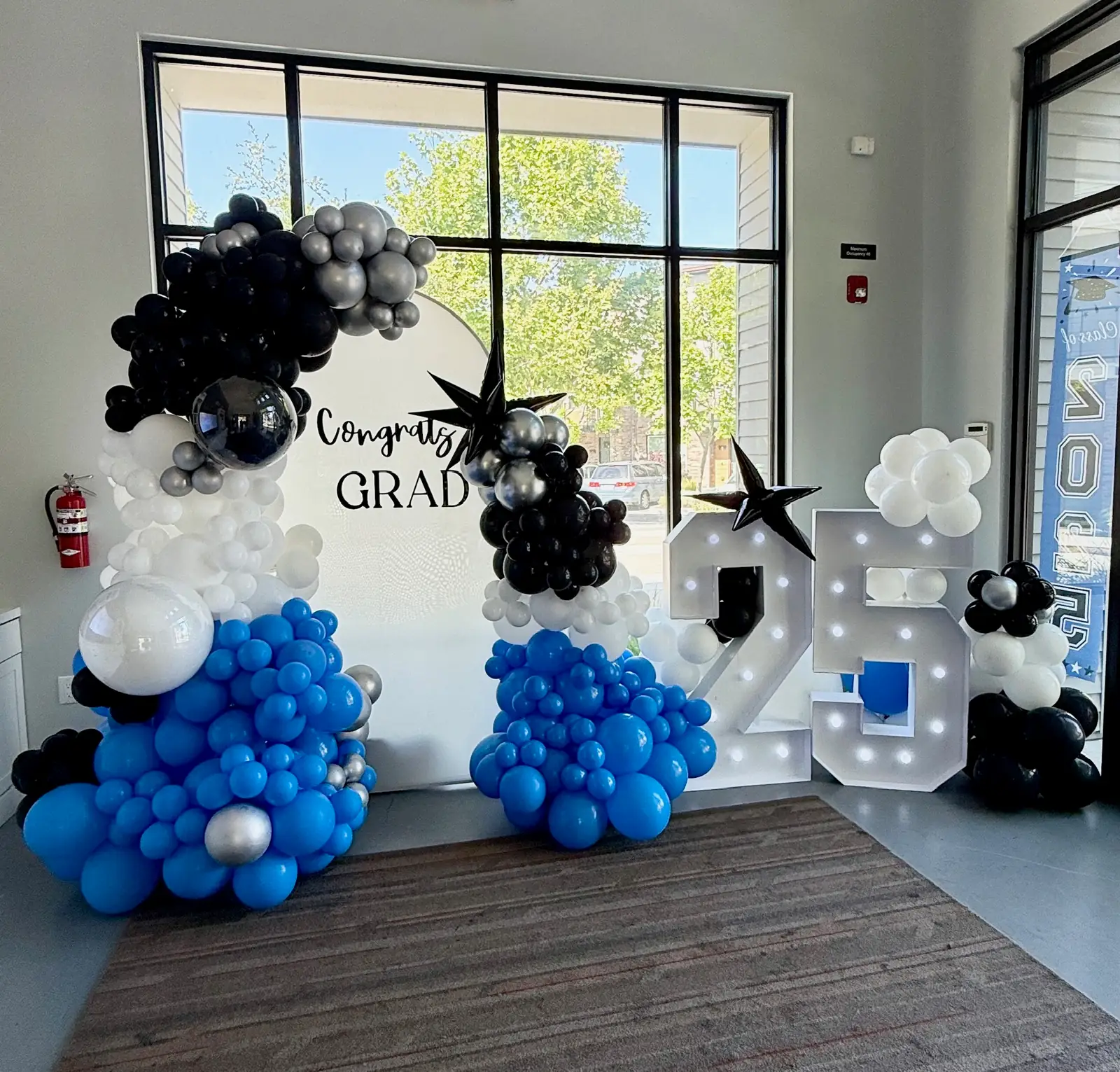 Class Year Display — Graduations by Balloon Bay
